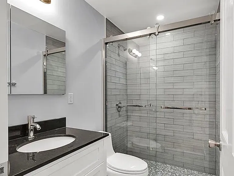 539 Rogers Ave #2 — Photo 17