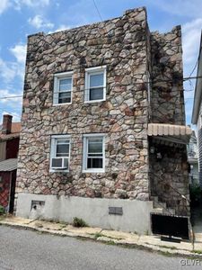 34 E Ridge St, Summit Hill, PA, 18250