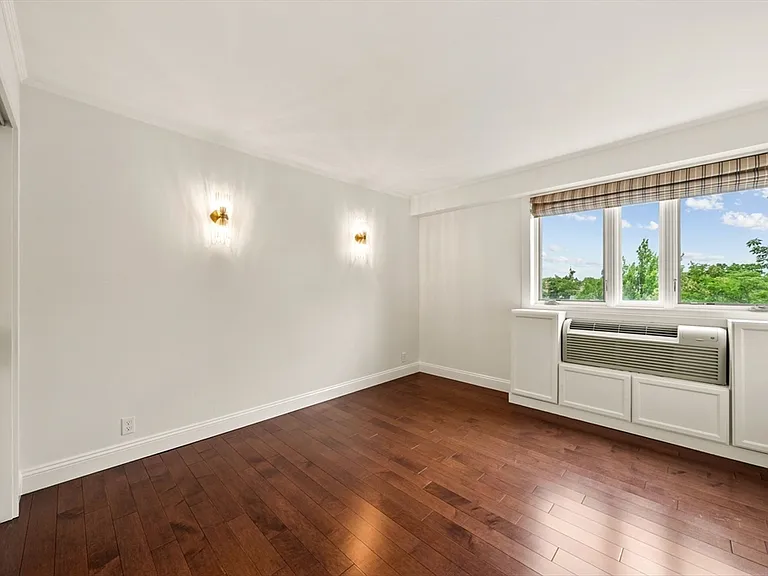19 Chauncy St #4B — Photo 14