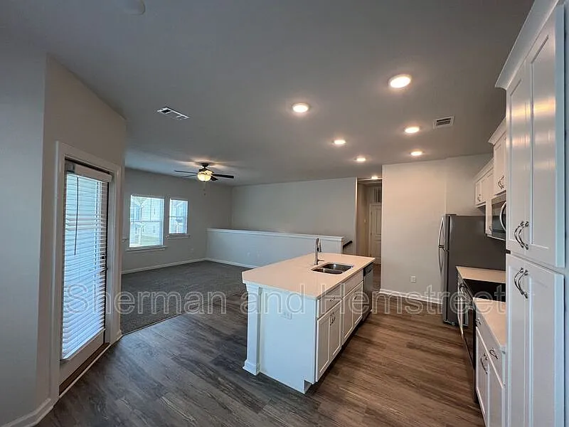 1 bed, 1.0 bath, 863 sqft, $1,290 — Photo 4