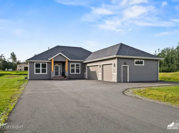 11810 E Apple Cir, Palmer, AK 99645