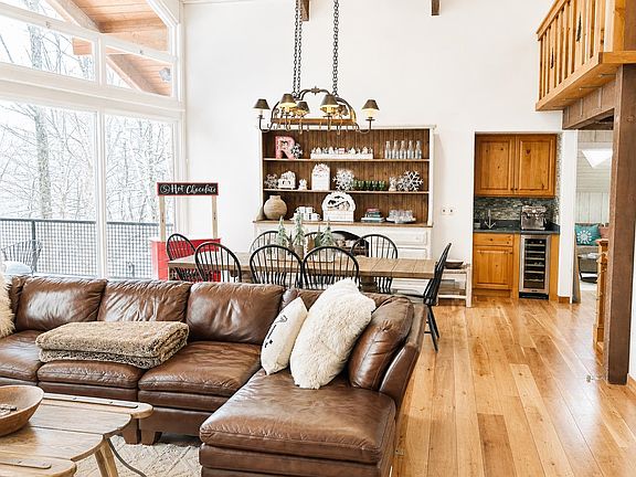 5th image of 74 N Brookwood Road