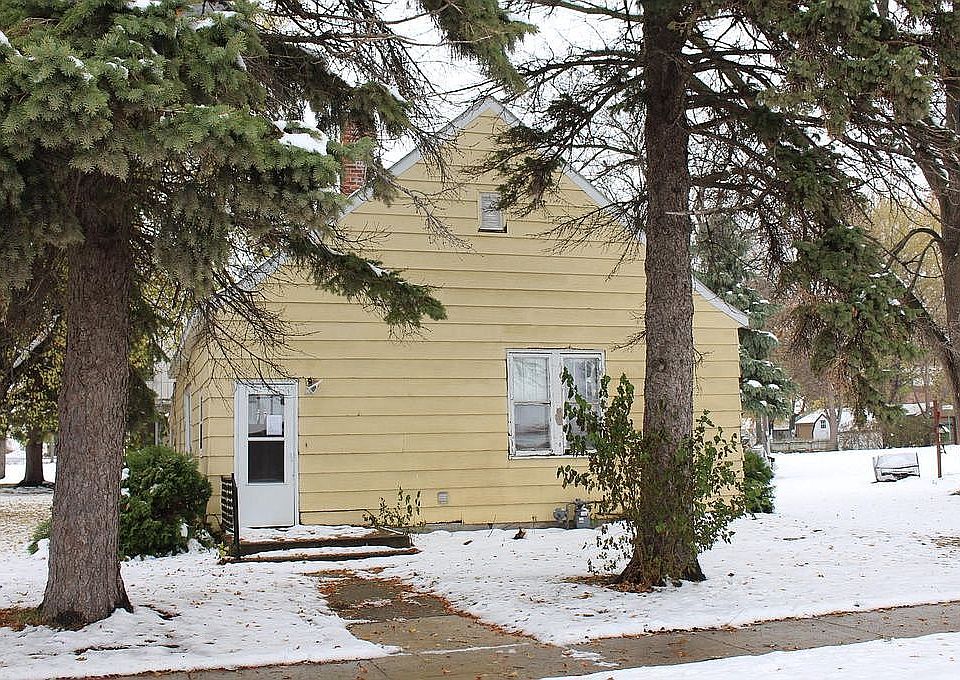 1st image of 290 W Main St