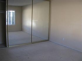 4th image of 3958 Deer Haven Ct