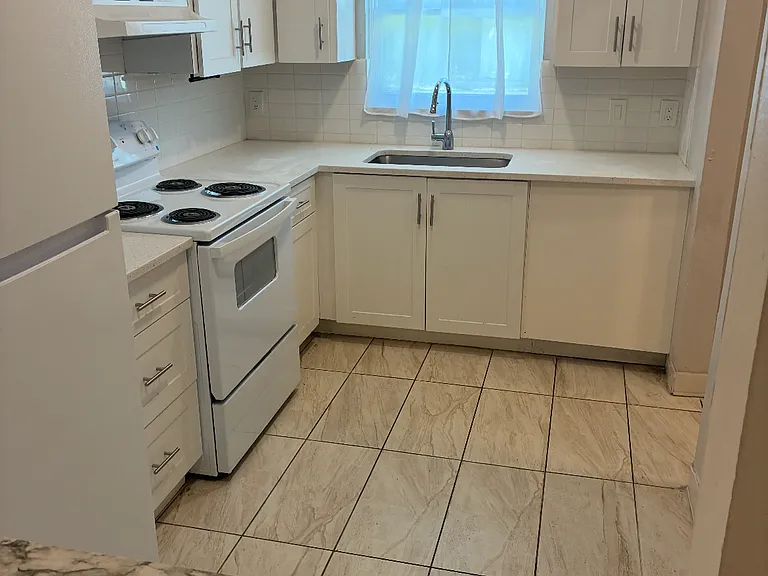4471 Ganyard St #4 — Photo 3