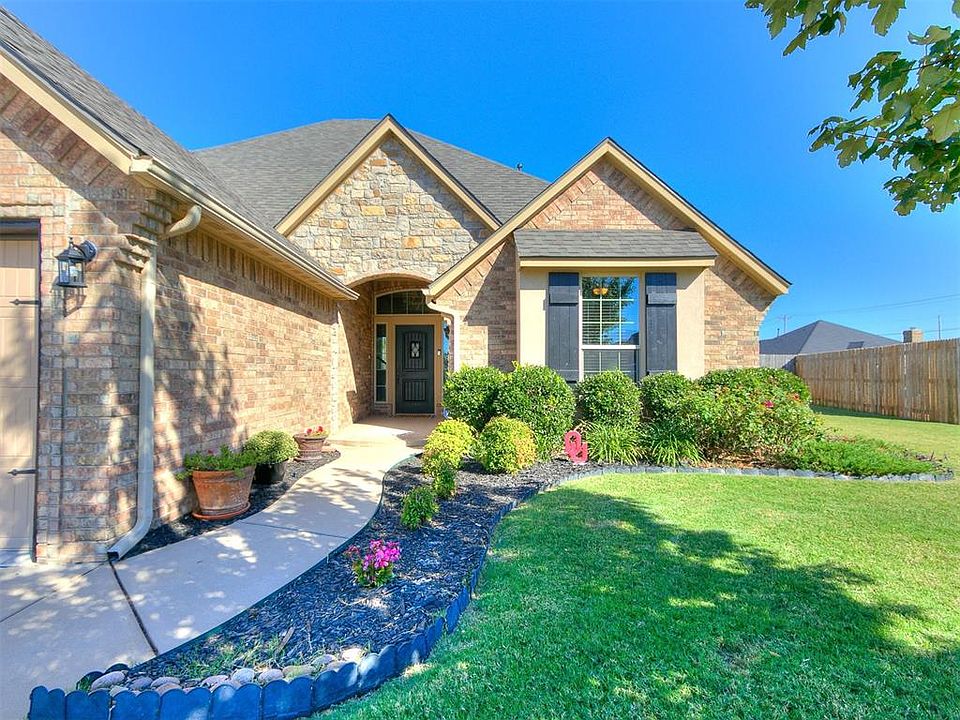 1st image of 2832 Ryder Dr