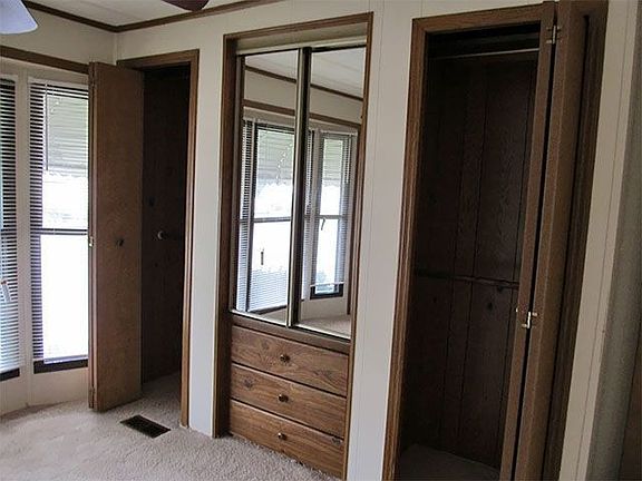 5th image of 38117 Delacroix Dr