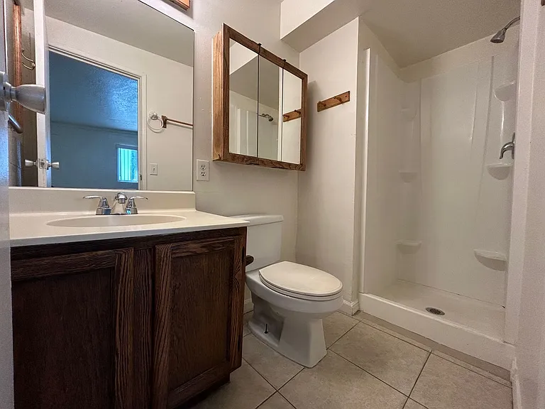 1937 Capistrano Ave — Photo 32