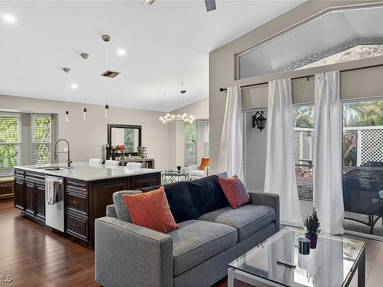 18015 Horseshoe Bay Cir — Photo 7
