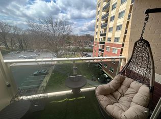 7333 New Hampshire Ave APT 515, Takoma Park, MD 20912