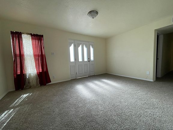 3rd image of 1417 Gerald Ave SE