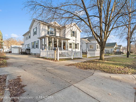 3rd image of 603 S Clinton Ave