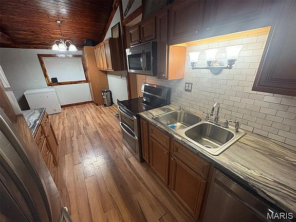 3rd image of 4736 Orchard Cor