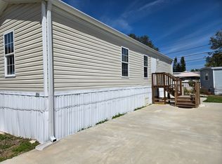 806 Elkan Dr, Tarpon Springs, FL 34689