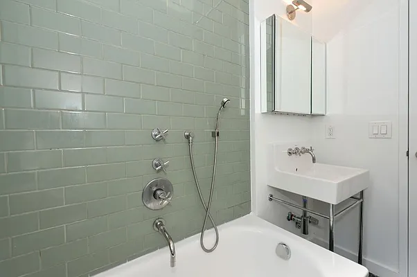 Rented by Aether Property Group | media 20