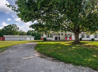 227 Bar Rd, Baxter, TN 38544