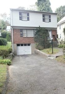 226 Hutchinson Blvd, Mount Vernon, NY, 10552