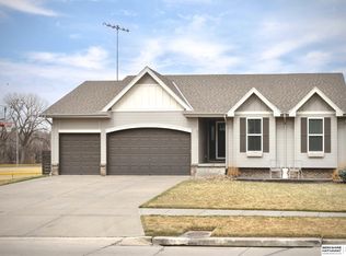 311 Itan Dr, Yutan, NE 68073