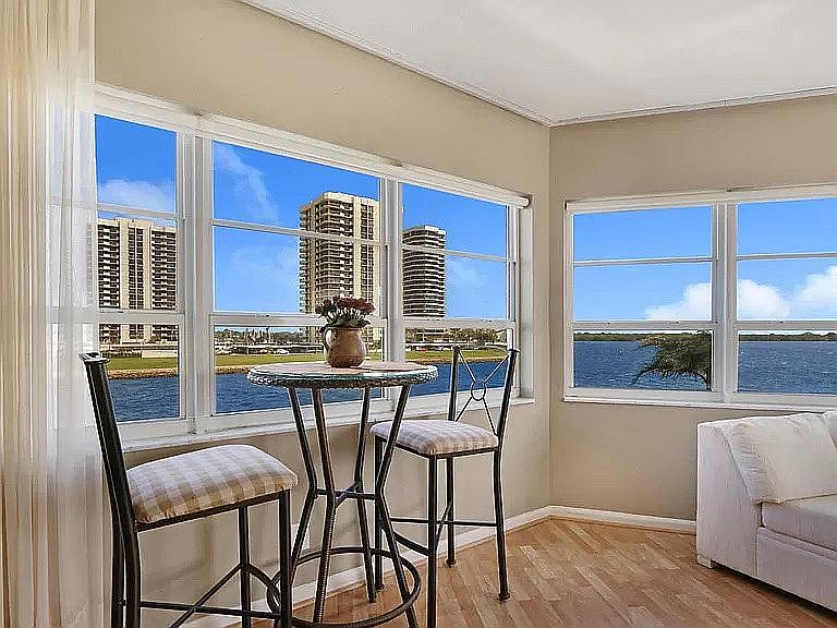 1st image of 28 Yacht Club Dr APT 310