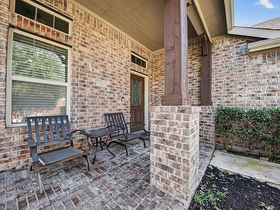 2nd image of 8922 Pinenut Dr