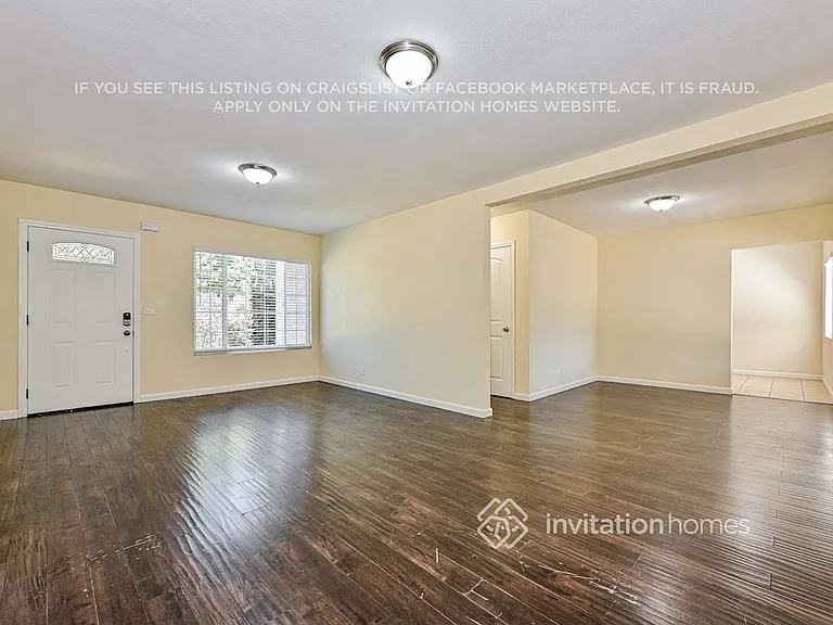13946 Terra Bella St — Photo 5