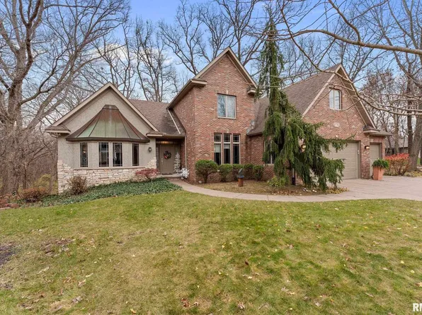 83 Kennelworth Cir, Hampton, IL 61256