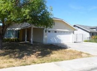 4833 E Avenue R2, Palmdale, CA 93552