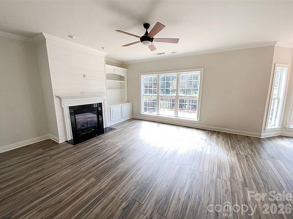 3rd image of 5924 McDowell Run Dr