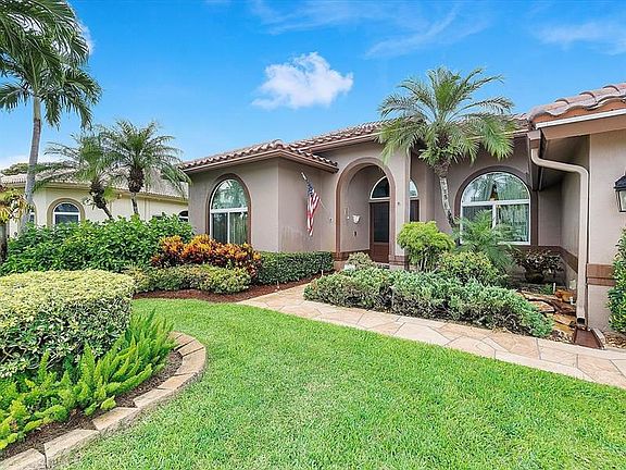4th image of 5698 Aspen Ridge Cir