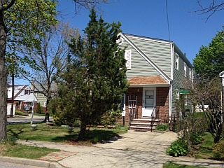 2nd image of 8003 268th St