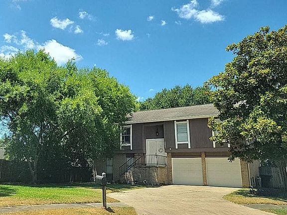 3rd image of 16622 Quail Dale Dr