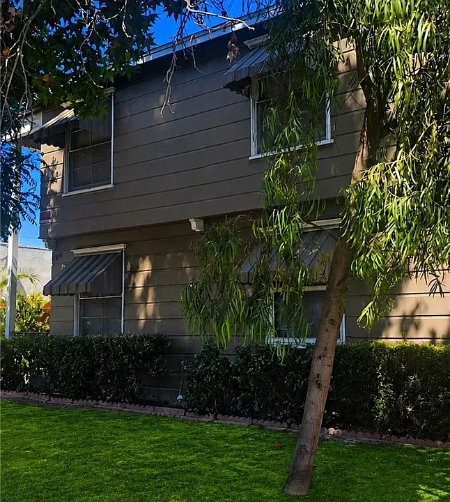 5334 Vantage Ave #3