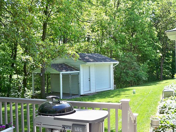 shed with dog kennel