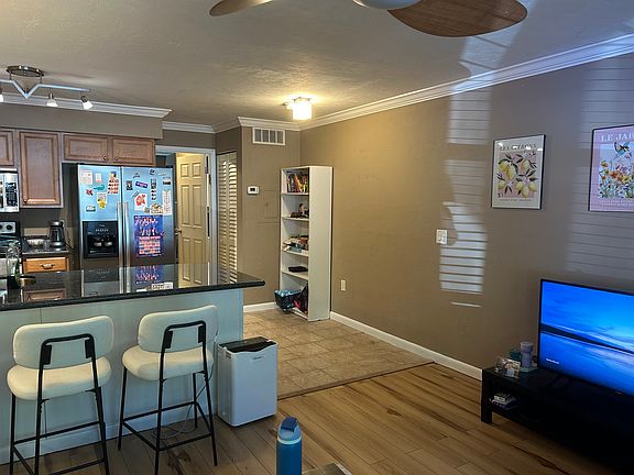 2nd image of 1411 NW 2nd Ave APT 104