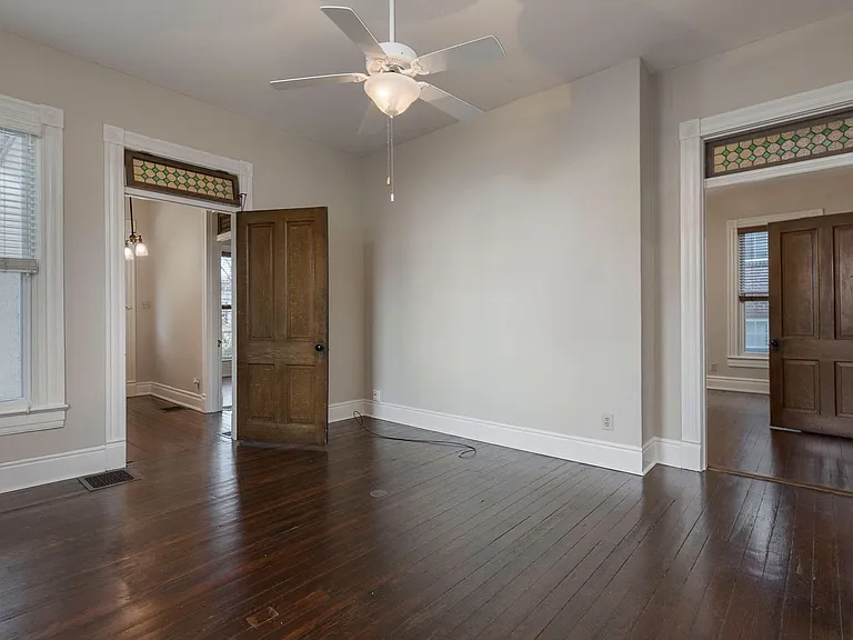 1619 Ellwood Ave — Photo 14