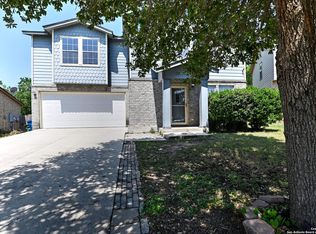 10047 Powderhouse Dr, San Antonio, TX 78239