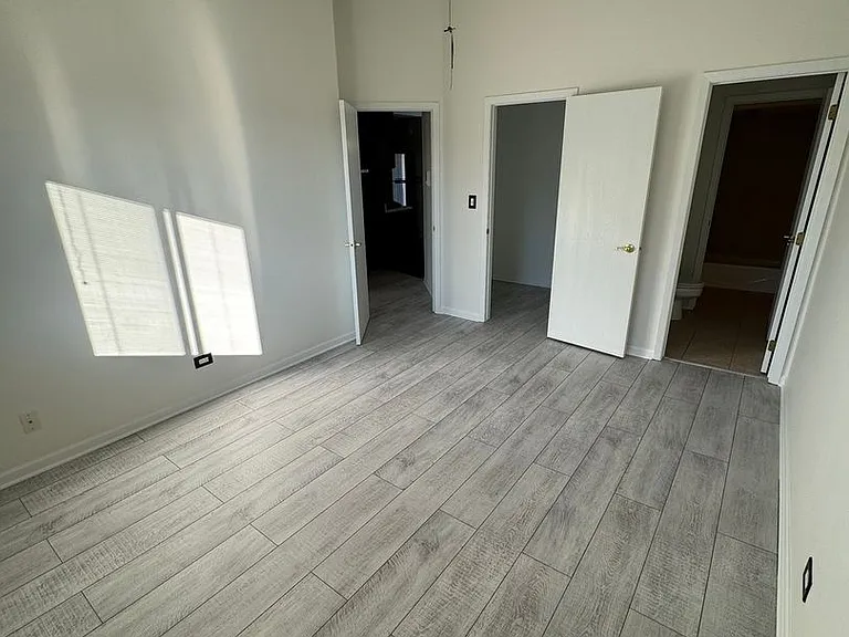9 Cedar Ct #13 — Photo 12