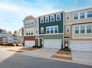 2883 Macintosh Woods Dr, Apex, NC 27502