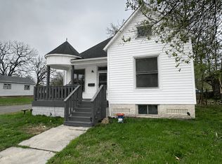 700 W Rollins St, Moberly, MO 65270