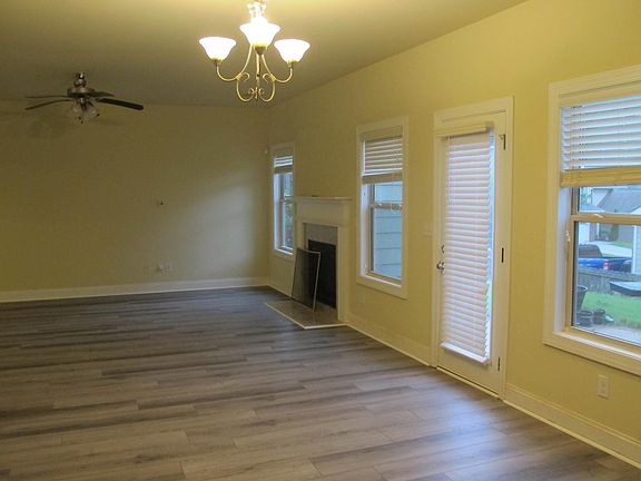 family room, door to the back yard