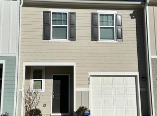 1070 Paddington Dr, Cartersville, GA 30120