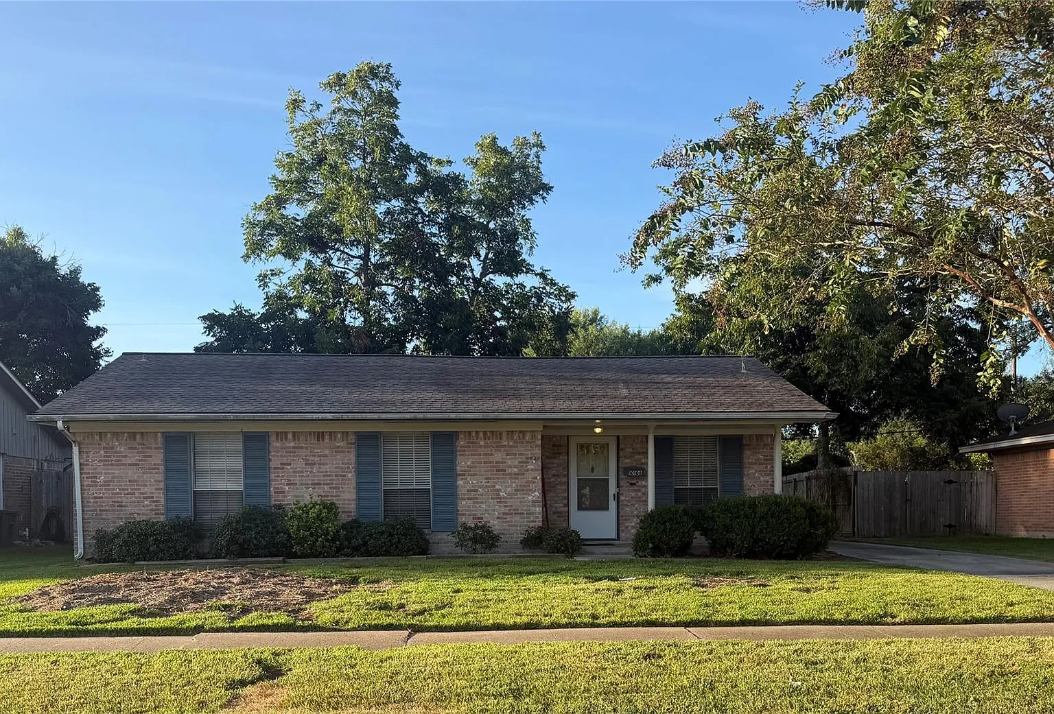 3 bed, 2.0 bath, 1140 sqft, $1,850 — Photo 1