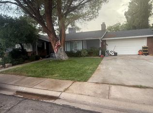 1615 Southhill Dr, Santa Clara, UT 84765