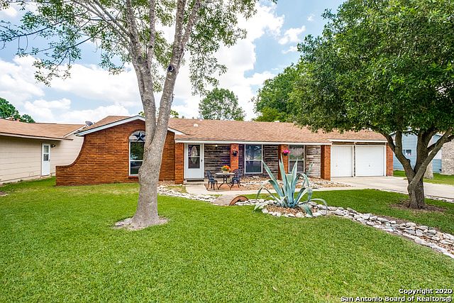 1st image of 226 Whispering Oaks
