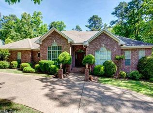 2 Champagnolle Ct, Little Rock, AR 72223