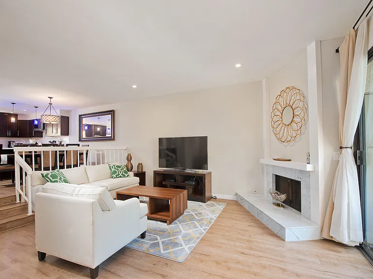 21820 Marylee St #224 — Photo 4