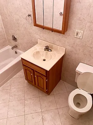 Rented by Voro, LLC | media 40