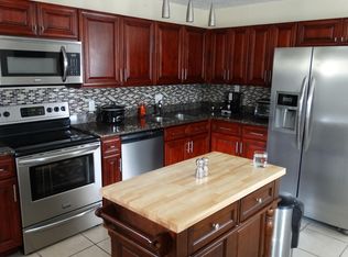 10390 Showboat Ln, Royal Palm Beach, FL 33411