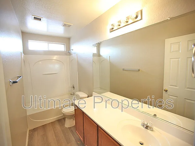 21983 W Gardenia Dr — Photo 14