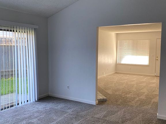 3rd image of 5840 Shelldrake Ct
